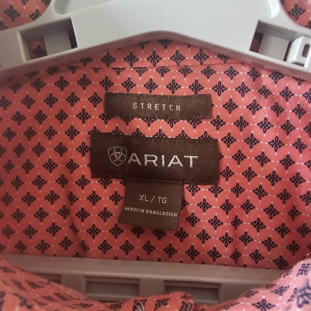 Ariat Albera Button-Up Shirt Men's XL Long Sleeve Casual Western Pink Geometric - Picture 2 of 9